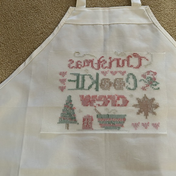 Hand embroidered adult and child Christmas aprons White washable apron - Picture 12 of 14